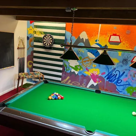 Swiss - Salle De Jeux Et Vue Panoramique