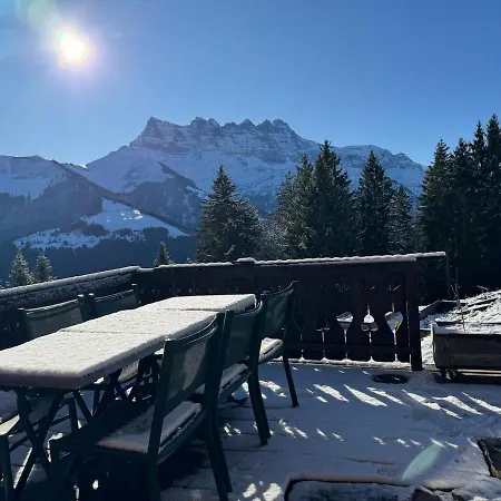 Swiss - Salle De Jeux Et Vue Panoramique *
